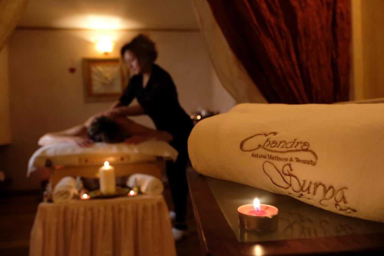 Hotel Shandranj Тезеро Екстериор снимка