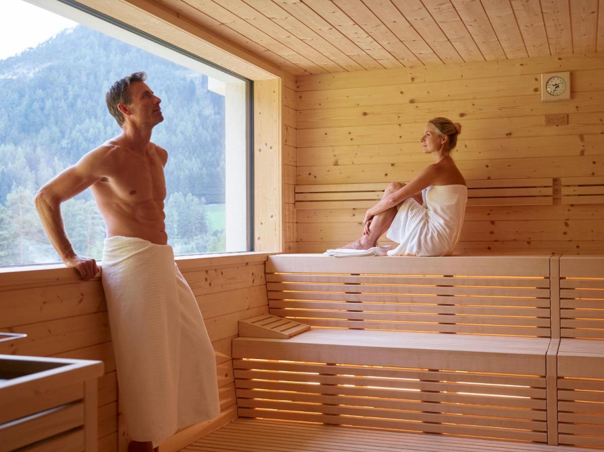 Hotel Shandranj Тезеро Екстериор снимка