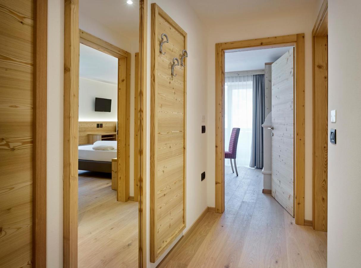 Hotel Shandranj Тезеро Екстериор снимка