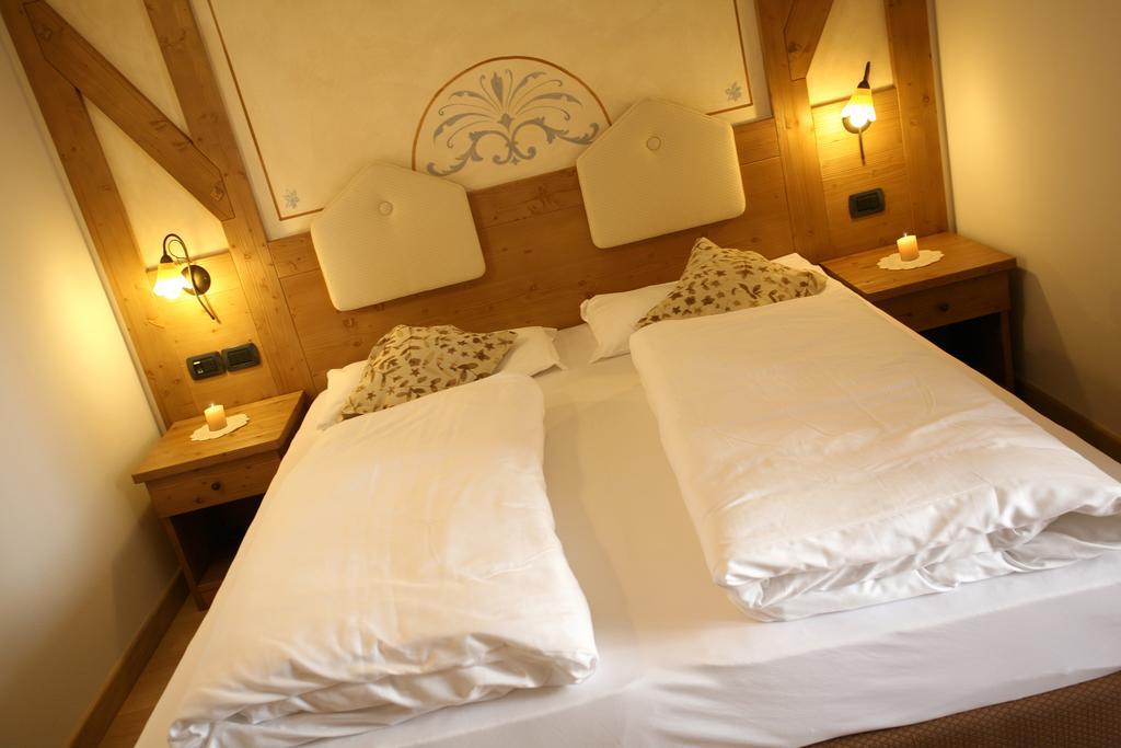 Hotel Shandranj Тезеро Екстериор снимка