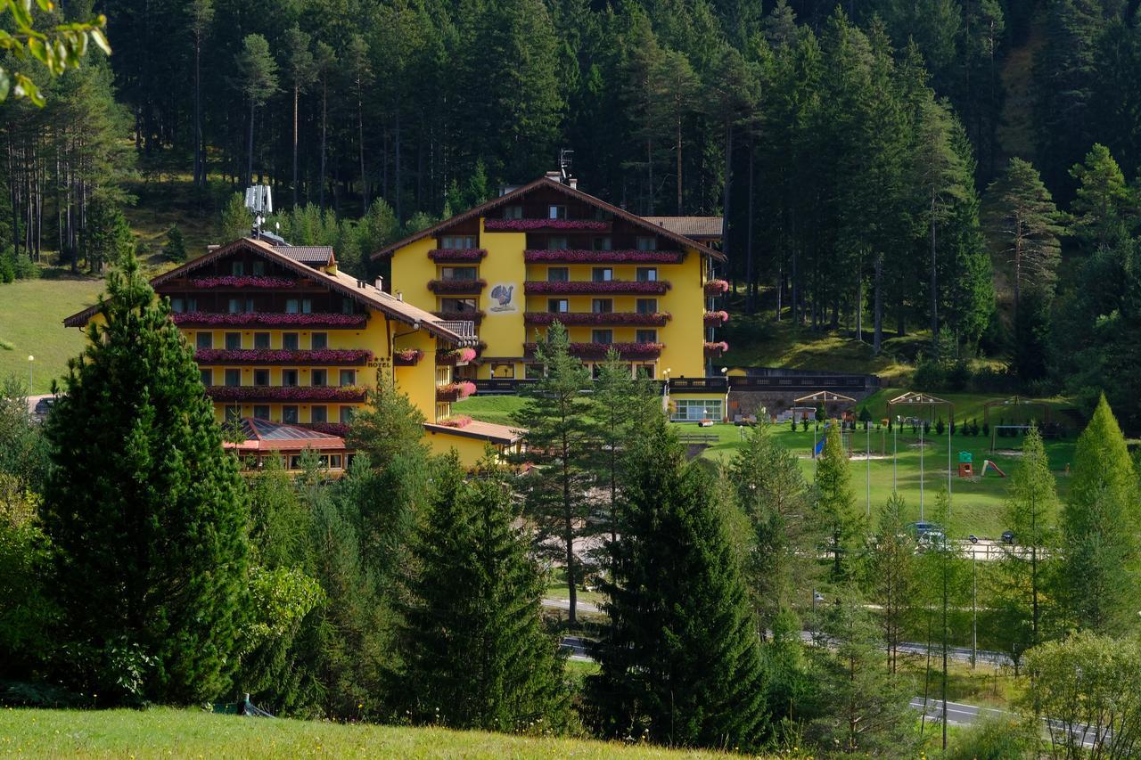 Hotel Shandranj Тезеро Екстериор снимка
