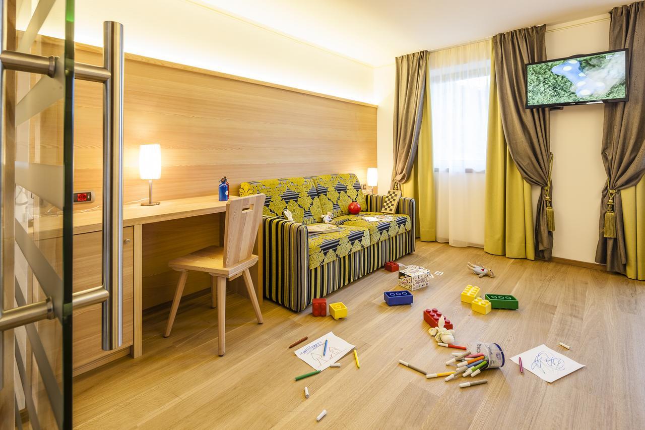 Hotel Shandranj Тезеро Екстериор снимка